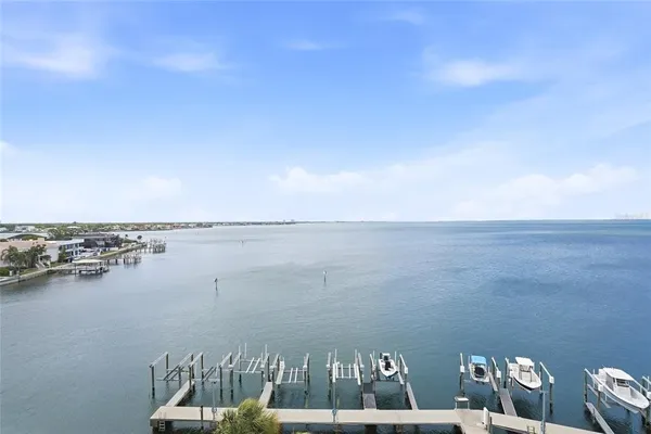 $9,500 | 5700 Mariner Street, Unit 702, Tampa, FL 33609
