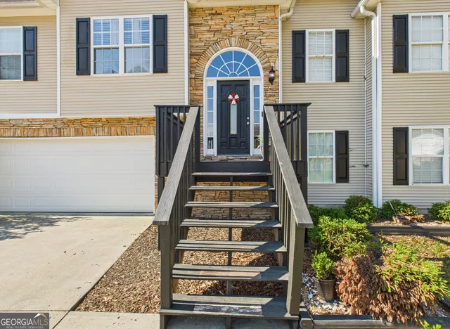 a view of a building with entryway