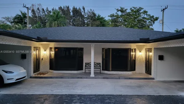 $3,000 | 400 Northwest 65th Avenue, Unit 400, Plantation, FL 33317
