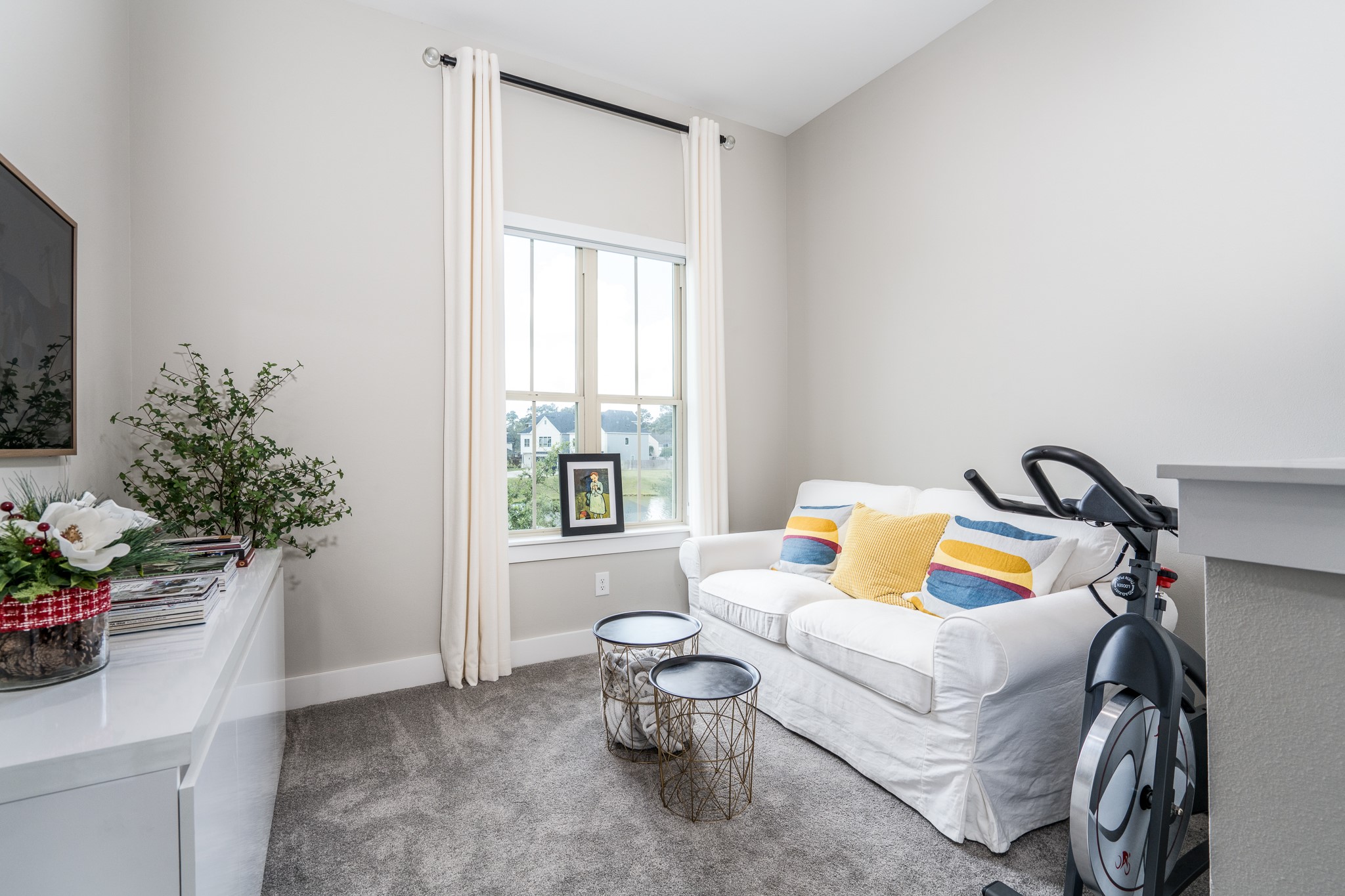 4926 Wunder Way Houston, TX 77069 - Photo 26 of 39 a bedroom with furniture and a potted plant