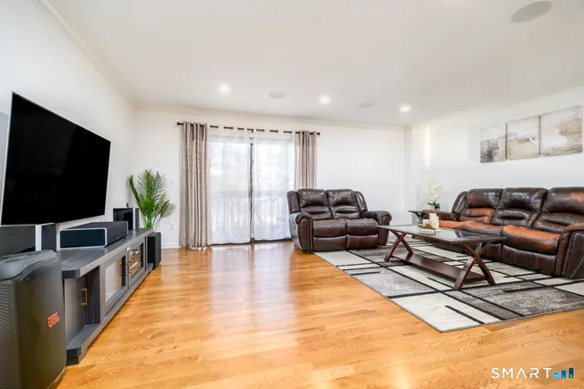 $685,000 | 65 Riverside Avenue, Unit 65, Stamford, CT 06905