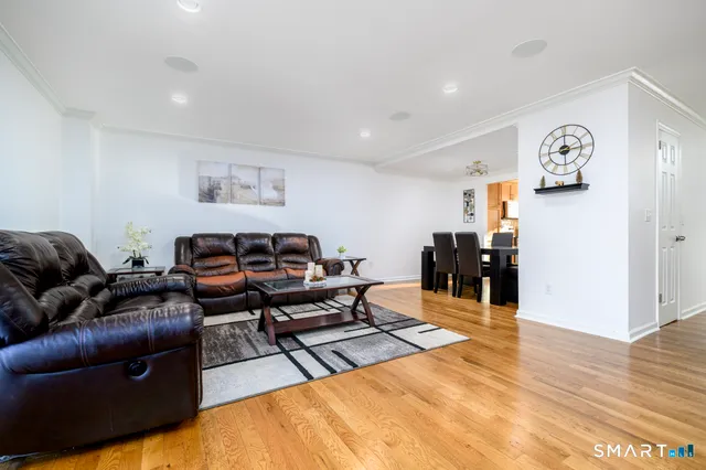 $685,000 | 65 Riverside Avenue, Unit 65, Stamford, CT 06905