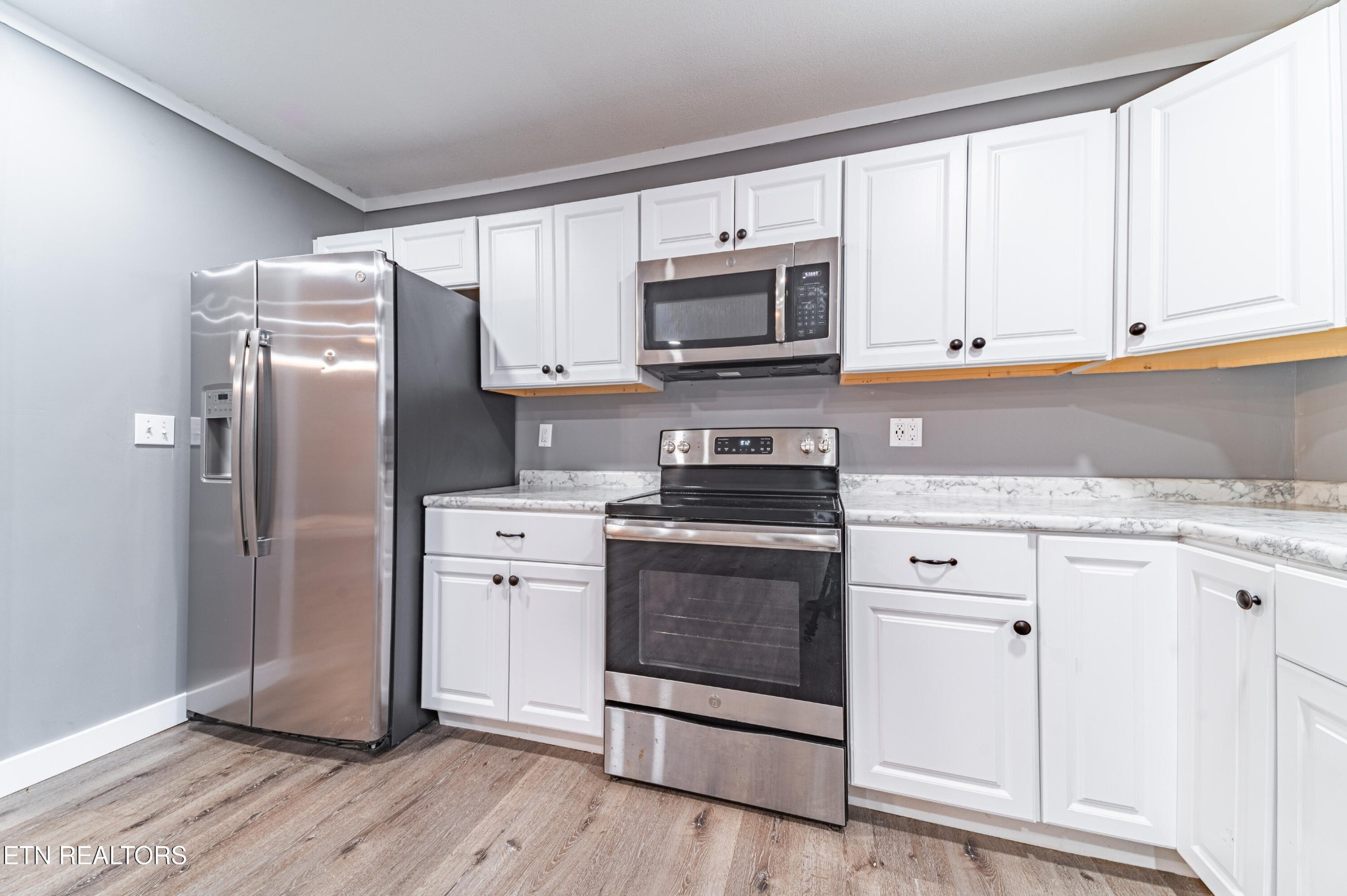 3424 Inverness Road Knoxville, TN 37931 - Photo 11 of 30 Gallery Image 11