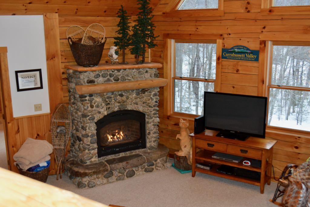 2021 Hillside Road Carrabassett Valley, ME 04947 - Photo 15 of 53 DSC_0076