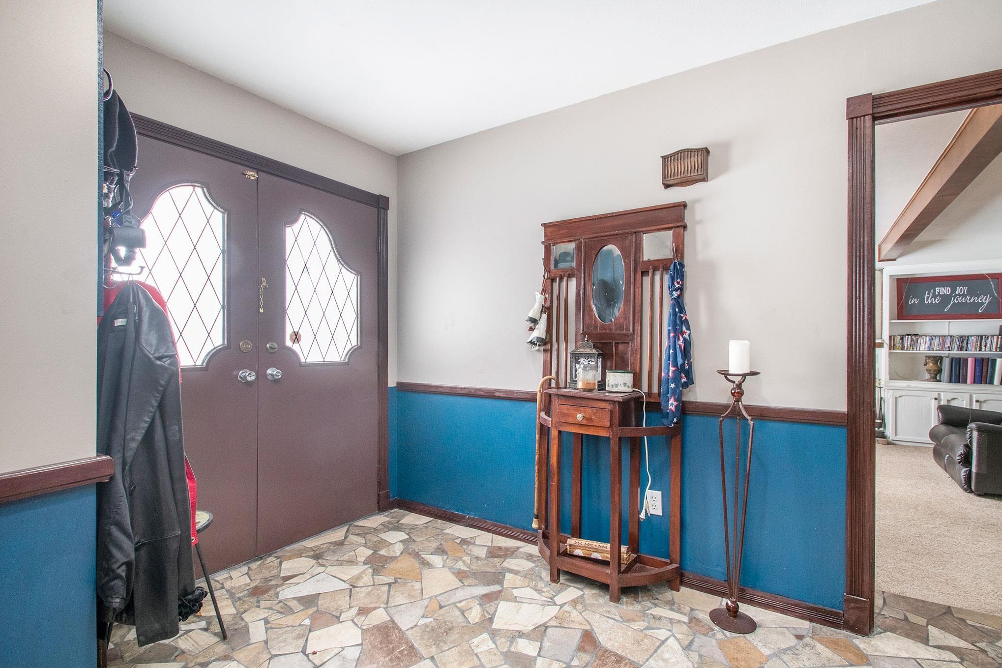 2403 Bashor Road Goshen, IN 46526 - Photo 5 of 20 Gallery Image 5