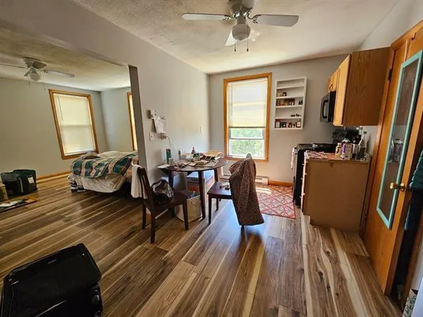 $1,295 | 23 Elm Street, Unit #8 3, Nashua, NH 03060