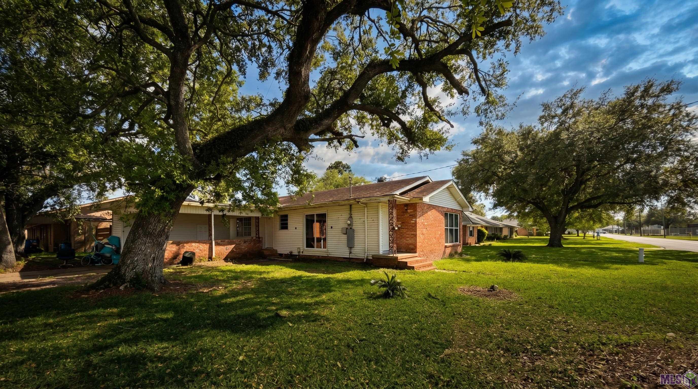 1420 Cynthia Street Franklin, LA 70538 - Photo 1 of 11