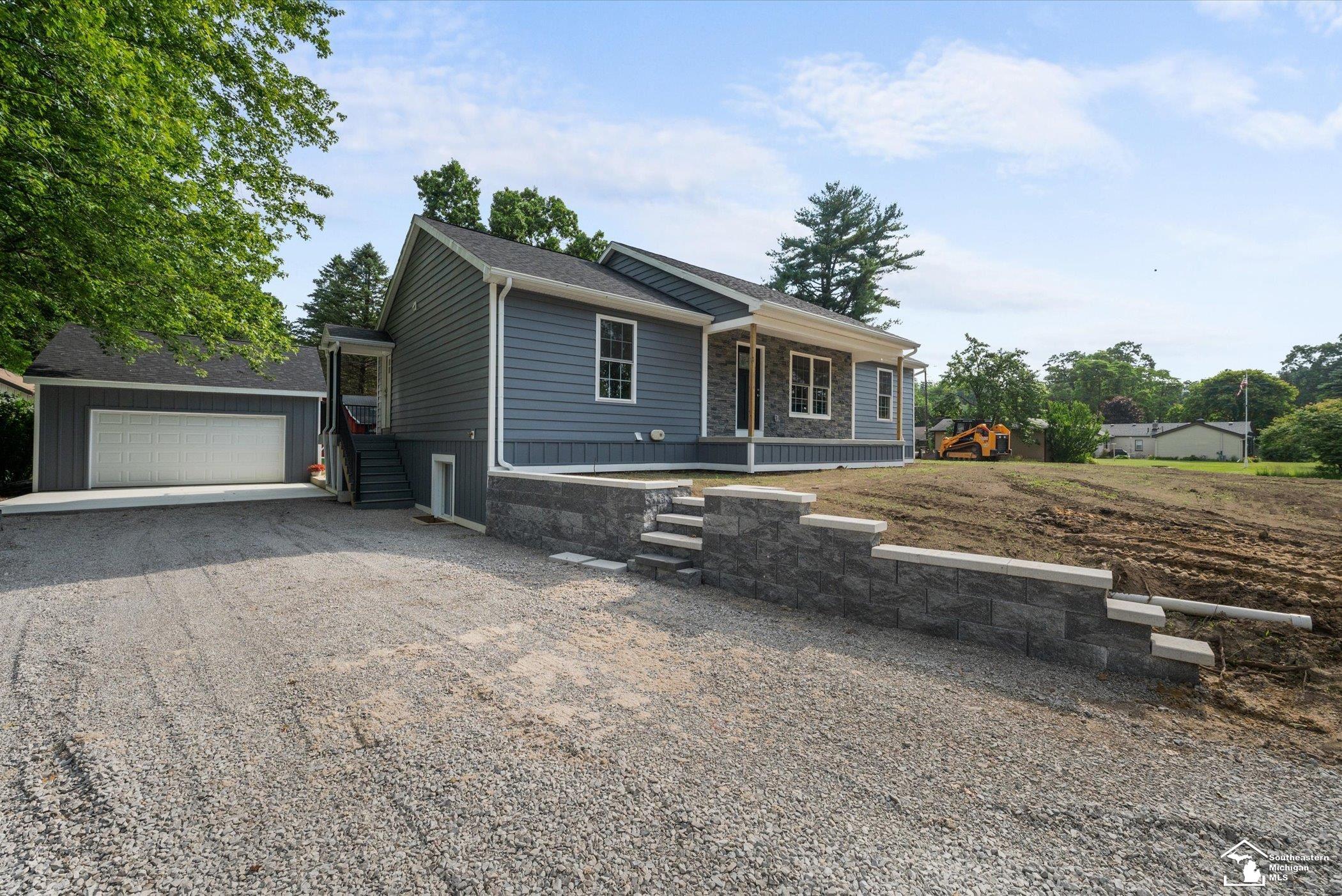 3360 School Road Temperance, MI 48182 - Photo 2 of 44
