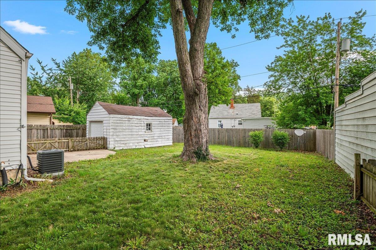 3516 Sherman Street Springfield, IL 62703 - Photo 30 of 31 Gallery Image 30