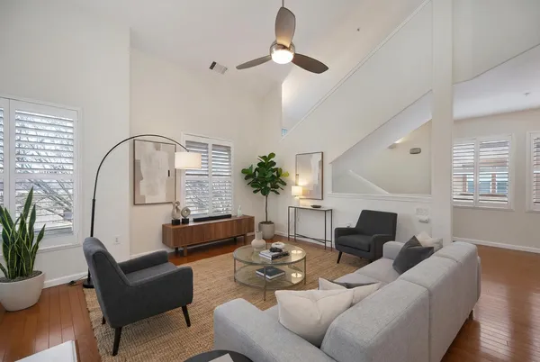 $399,900 | 5350 Dunlay Drive, Unit 2011, Sacramento, CA 95835