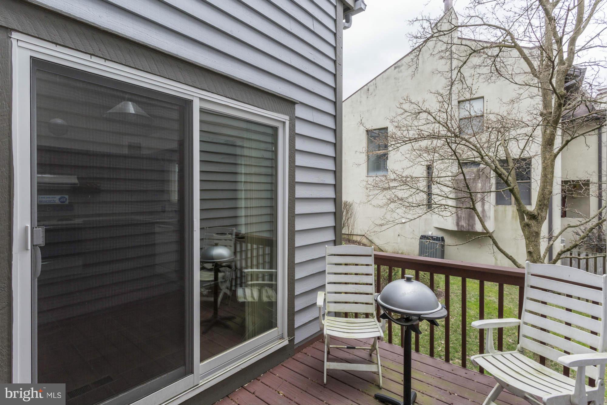 5515 Vantage Point Road Columbia, MD 21044 - Photo 27 of 29 Deck