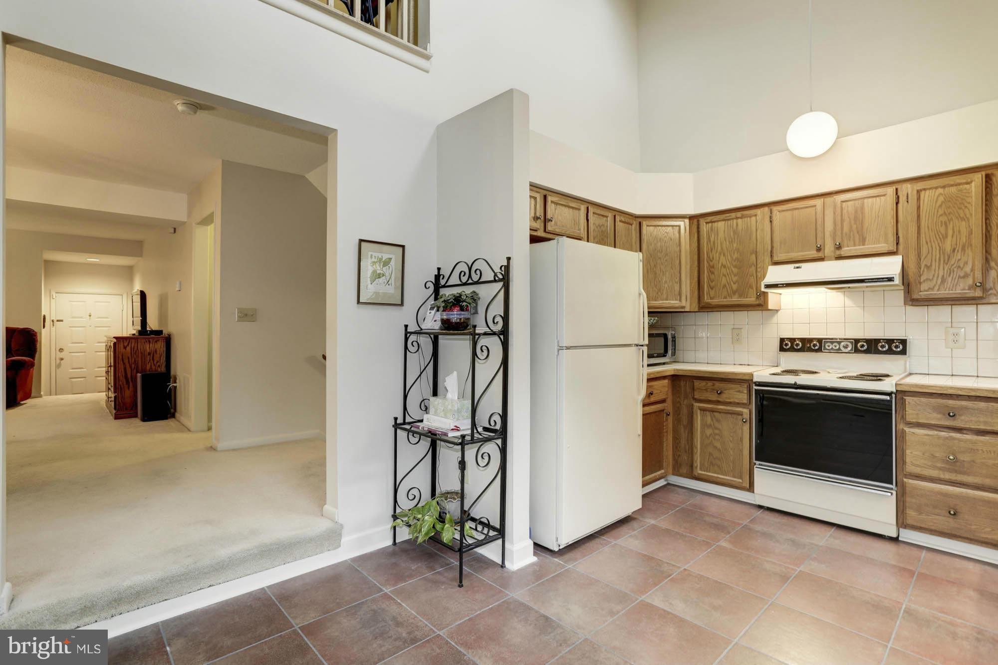 5515 Vantage Point Road Columbia, MD 21044 - Photo 8 of 29 Kitchen