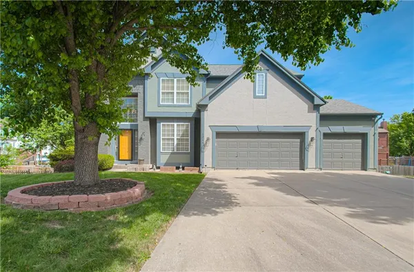 $489,900 | 1014 Northeast 92nd Court, Kansas City, MO 64155