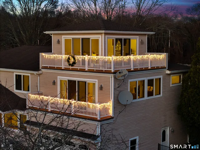 $1,100,000 | 224 Neptune Drive, Groton, CT 06340