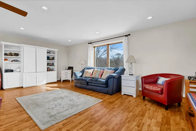 $1,100,000 | 224 Neptune Drive, Groton, CT 06340