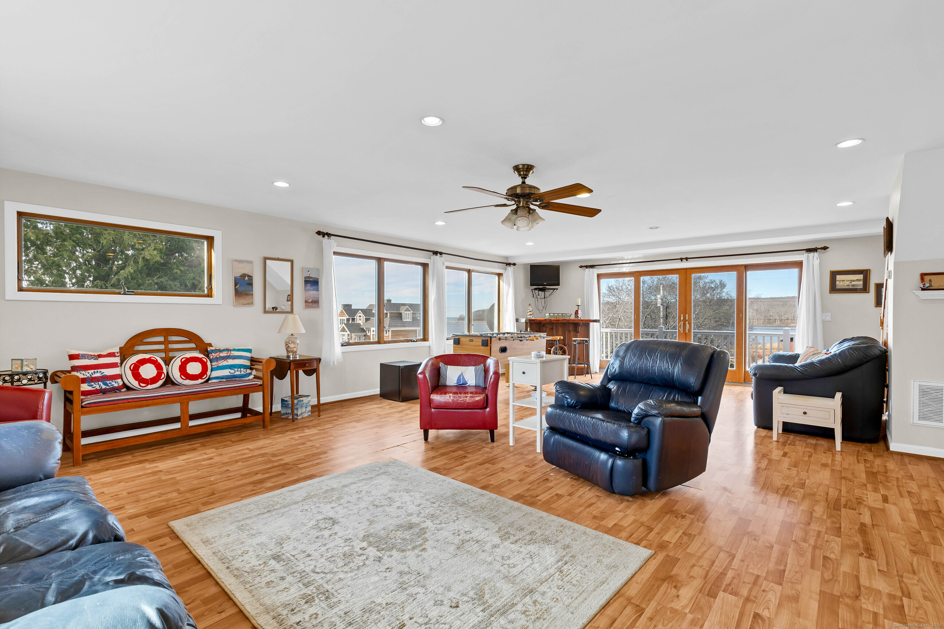 224 Neptune Drive Groton, CT 06340 - Photo 23 of 38