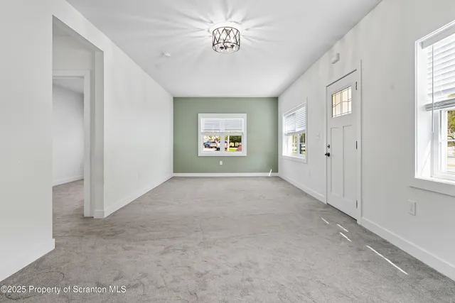 $319,900 | 123 North State Street, Clarks Summit, PA 18411