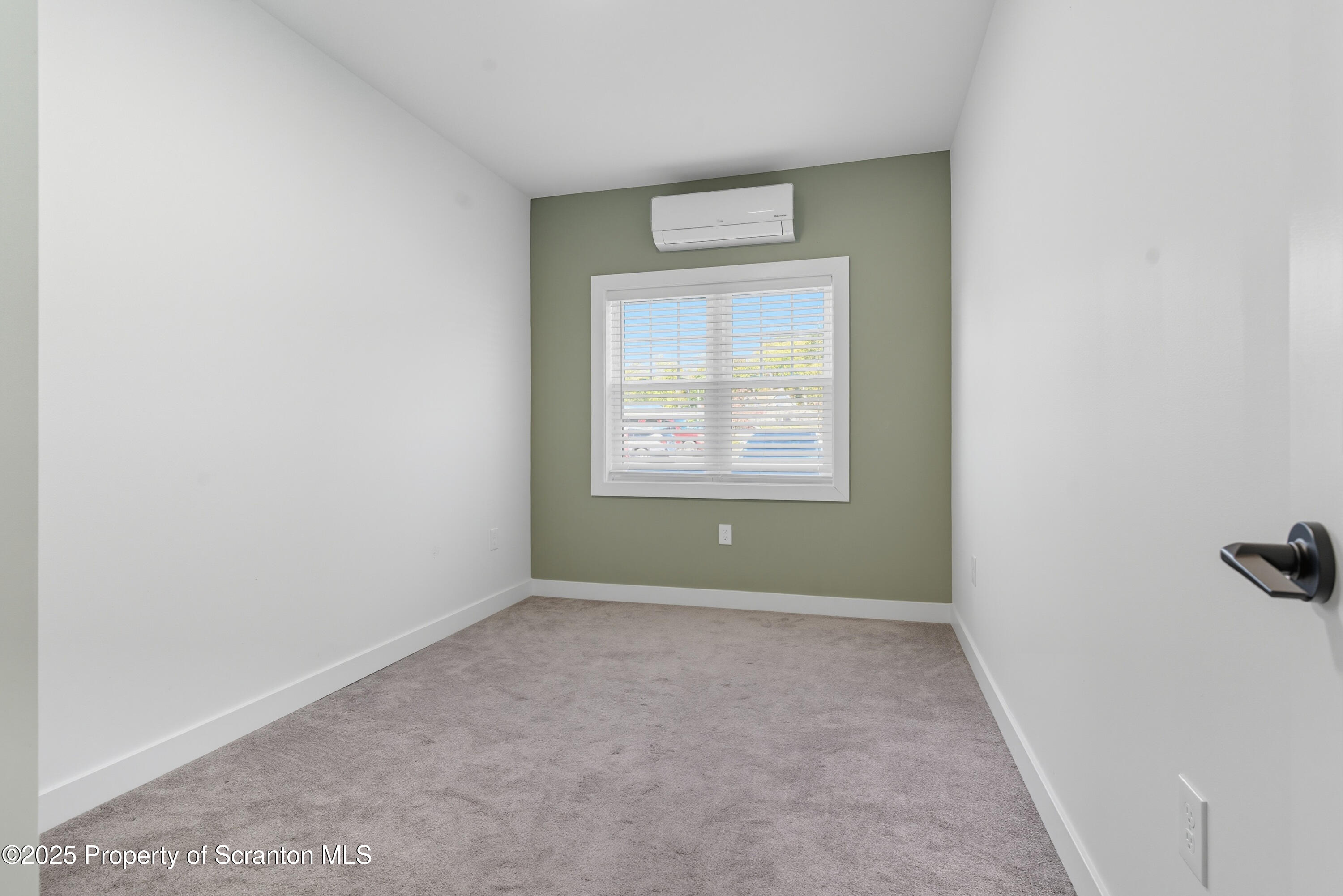 123 North State Street Clarks Summit, PA 18411 - Photo 14 of 41 DSC05646