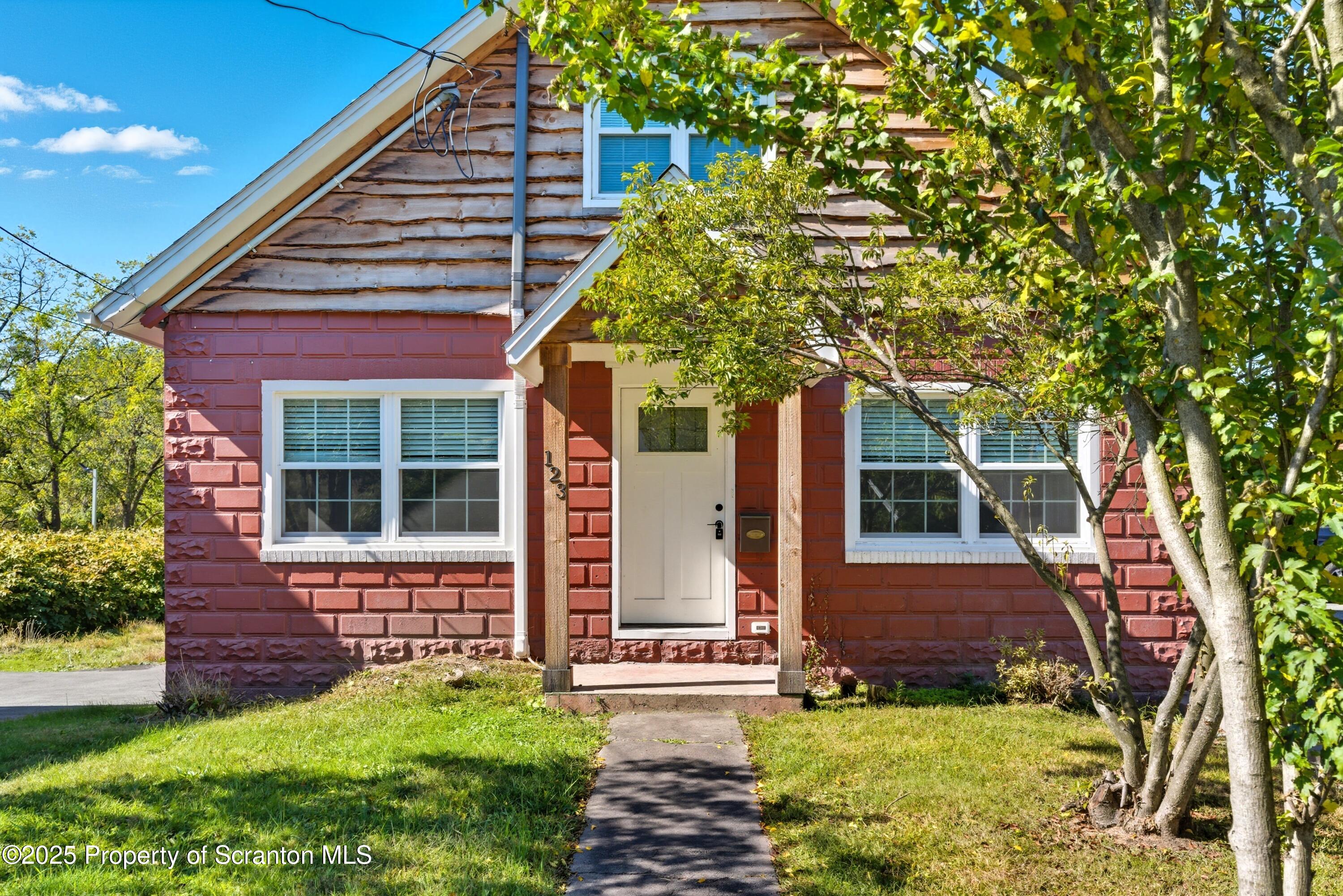 123 North State Street Clarks Summit, PA 18411 - Photo 2 of 41 DSC05751