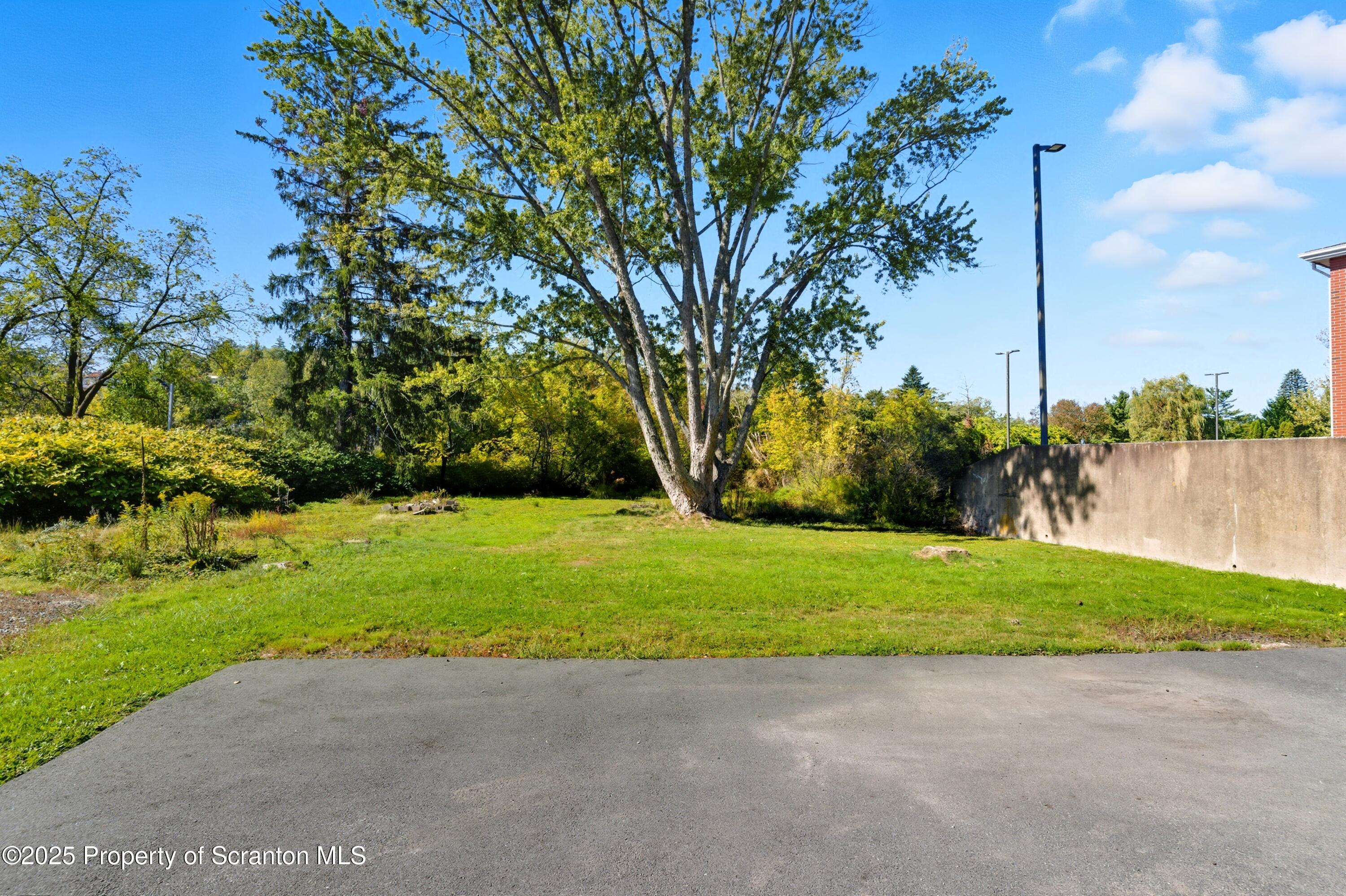 123 North State Street Clarks Summit, PA 18411 - Photo 10 of 41 DSC05781