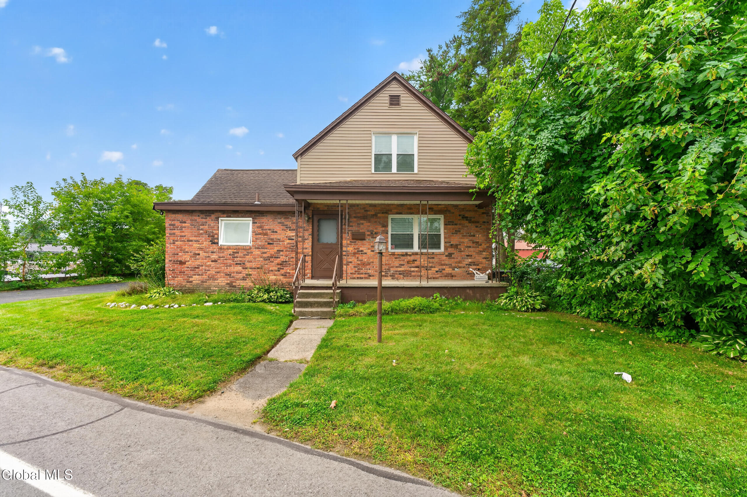 341 Princetown Road Rotterdam, NY 12306 - Photo 2 of 47 0 Front 1