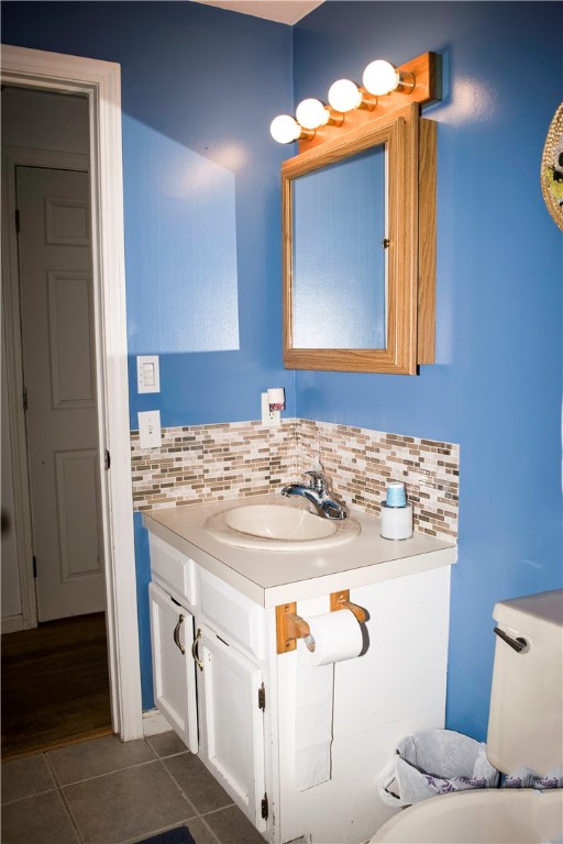 384 Chestnut Hill Road Glocester, RI 02814 - Photo 8 of 18