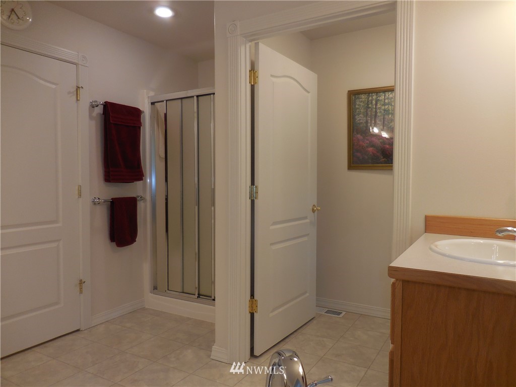 1421 Bulman Road Southeast Port Orchard, WA 98366 - Photo 19 of 25 Gallery Image 19