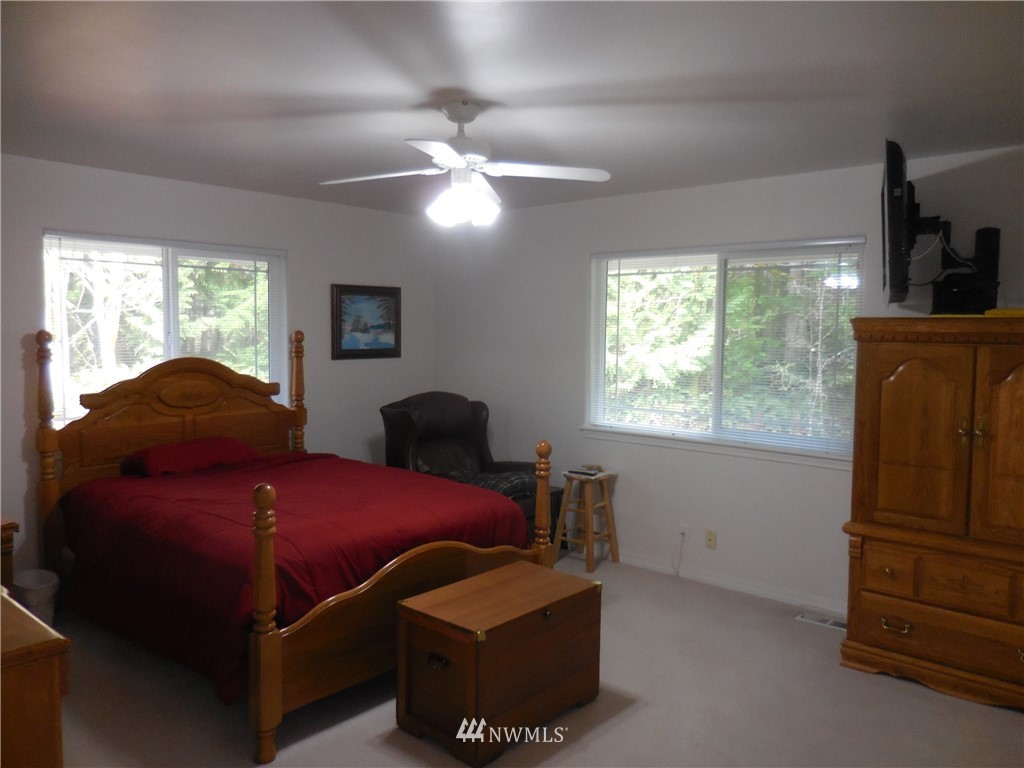 1421 Bulman Road Southeast Port Orchard, WA 98366 - Photo 20 of 25 Gallery Image 20