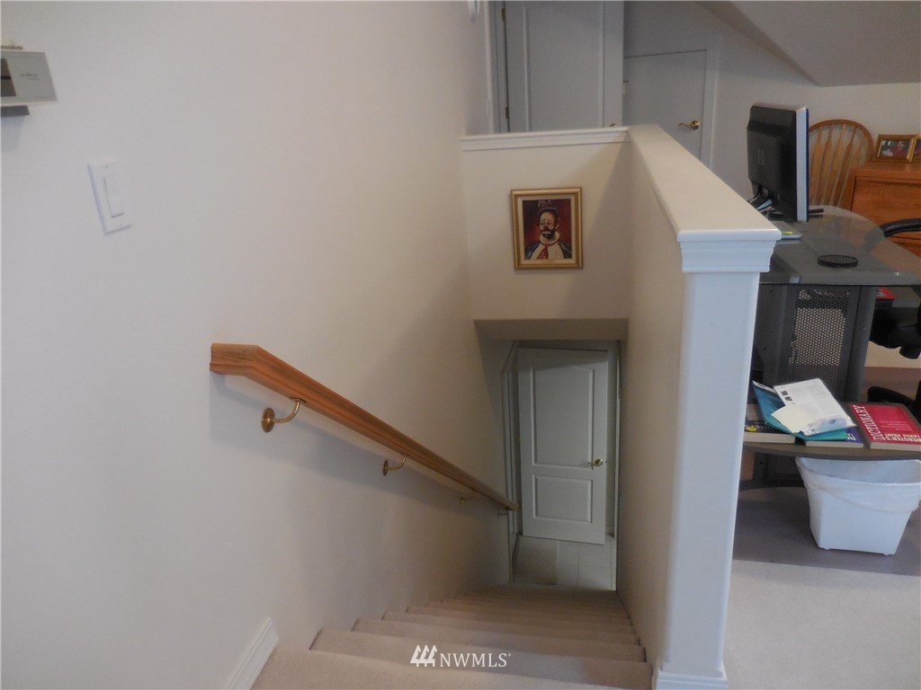 1421 Bulman Road Southeast Port Orchard, WA 98366 - Photo 23 of 25 Gallery Image 23