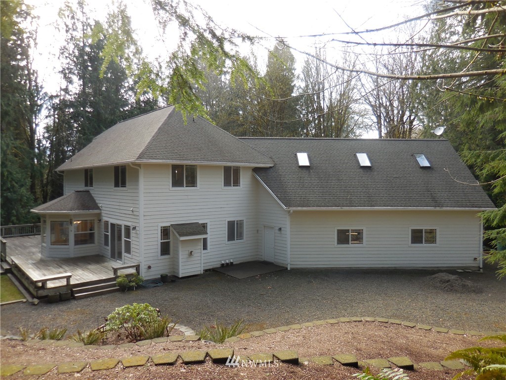 1421 Bulman Road Southeast Port Orchard, WA 98366 - Photo 4 of 25 Gallery Image 4