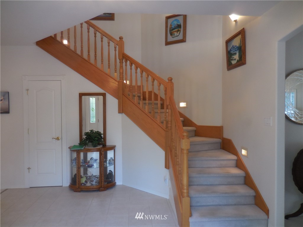 1421 Bulman Road Southeast Port Orchard, WA 98366 - Photo 6 of 25 Gallery Image 6