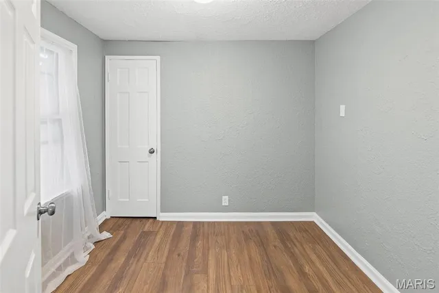 $124,900 | 2005 North Hanley Road, Hanley Hills, MO 63114