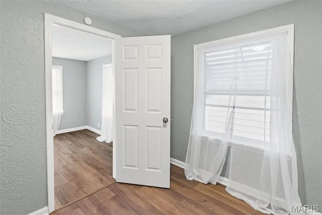 $124,900 | 2005 North Hanley Road, Hanley Hills, MO 63114