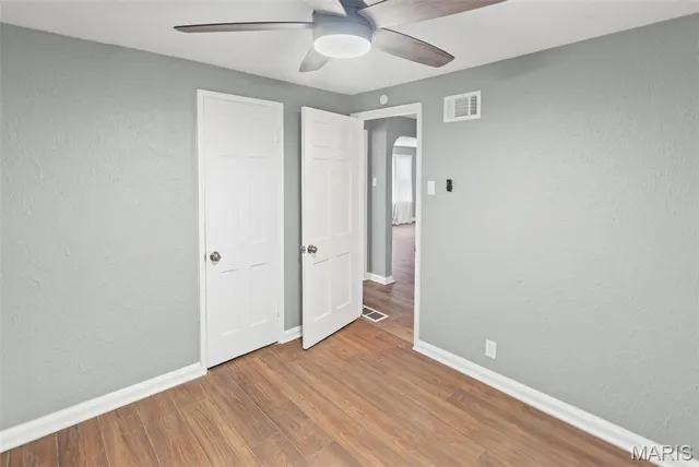 $124,900 | 2005 North Hanley Road, Hanley Hills, MO 63114