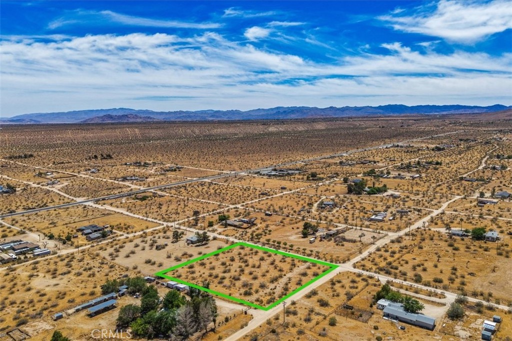 55926 Tanager Road Yucca Valley, CA 92284 - Photo 8 of 24