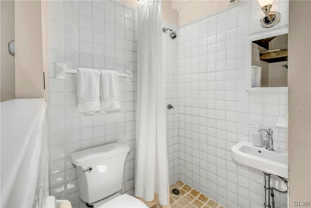 2560 Township Road Quakertown, PA 18951 - Photo 31 of 50 Gallery Image 31