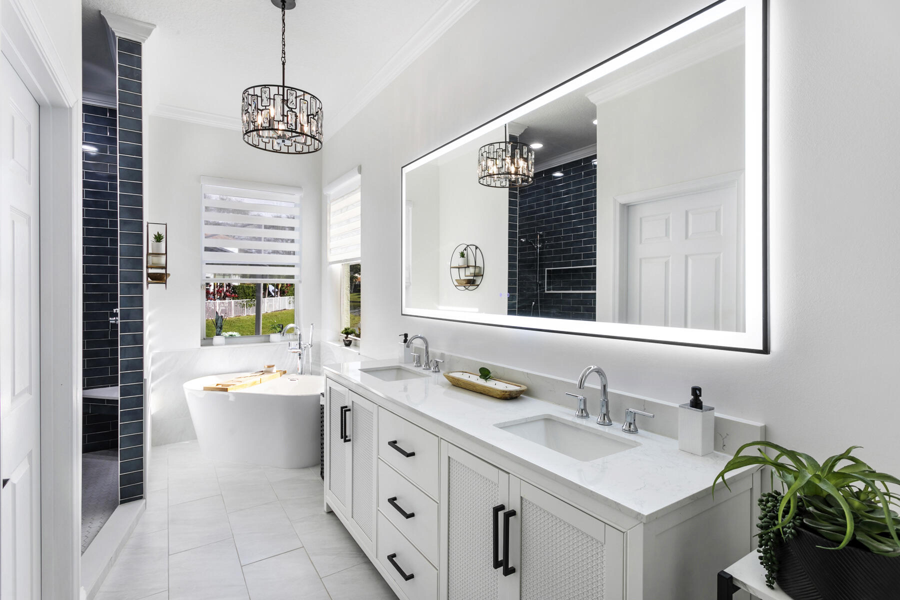 265 Swallowtail Lane Jupiter, FL 33458 - Photo 13 of 39 Primary Bathroom