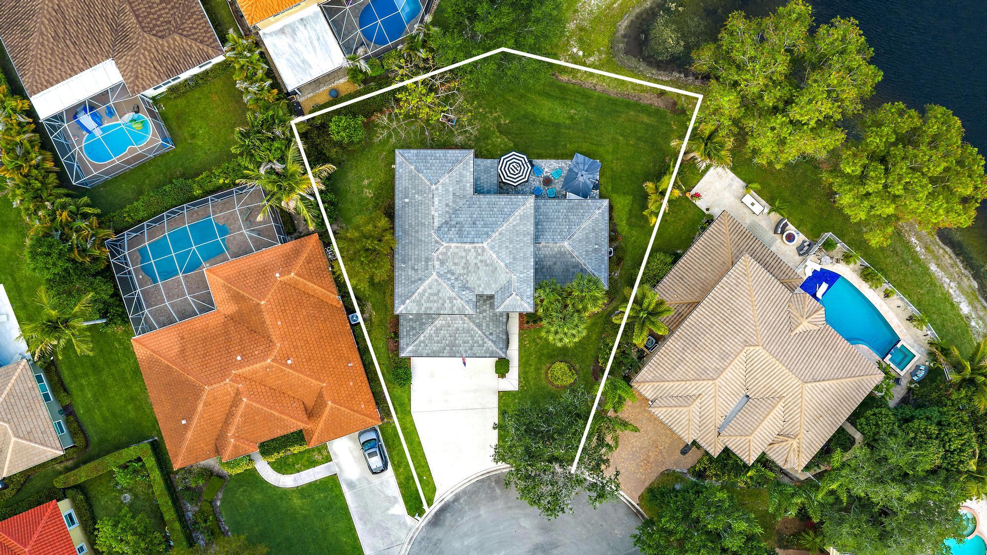 265 Swallowtail Lane Jupiter, FL 33458 - Photo 32 of 36 265 Swallowtail Ln-48