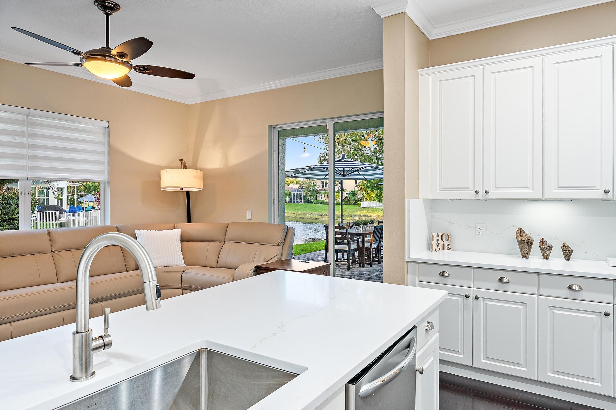 265 Swallowtail Lane Jupiter, FL 33458 - Photo 7 of 36 265 Swallowtail Ln-13