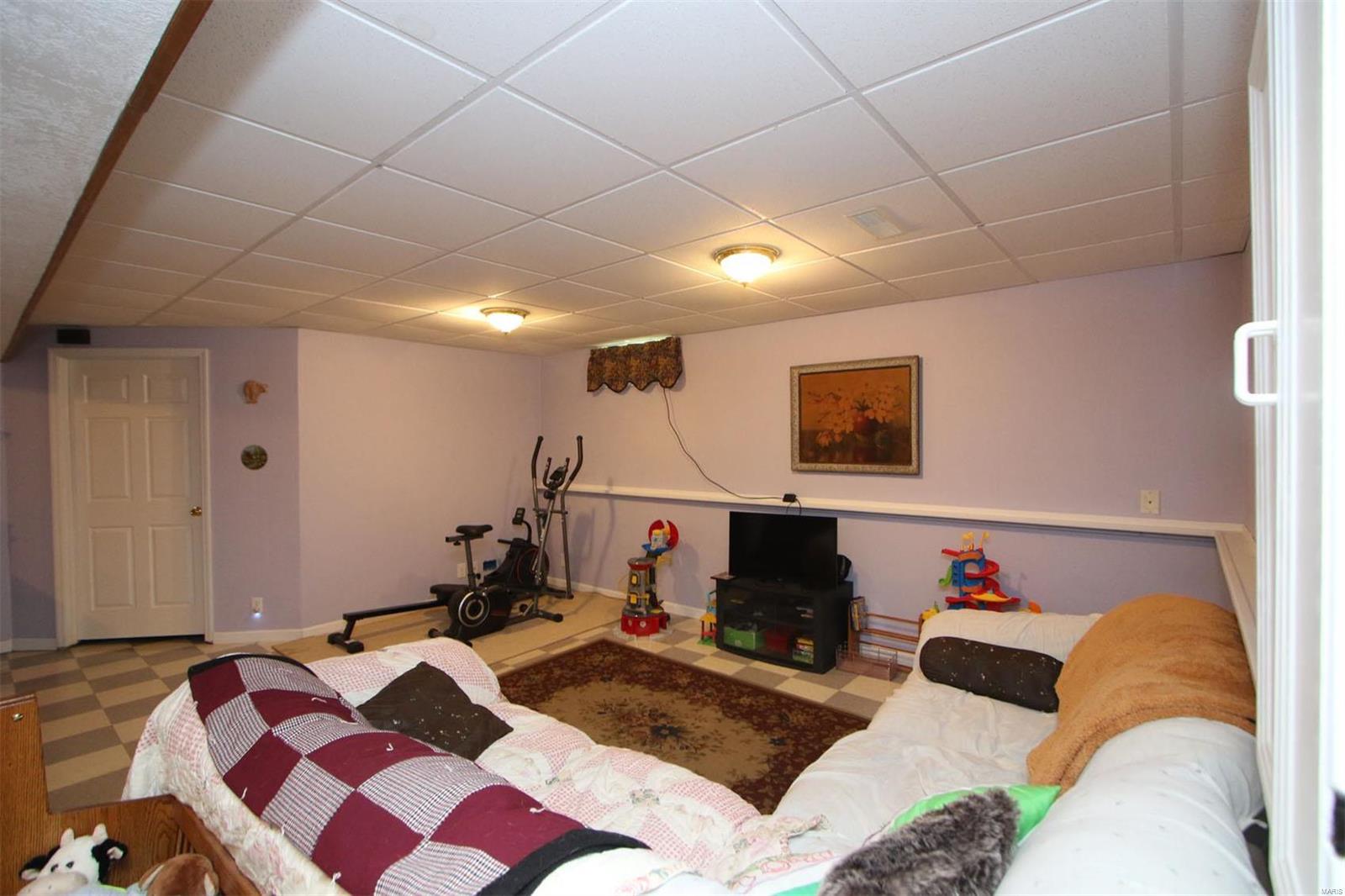 515 Coventry Road Troy, IL 62294 - Photo 33 of 75 Gallery Image 33