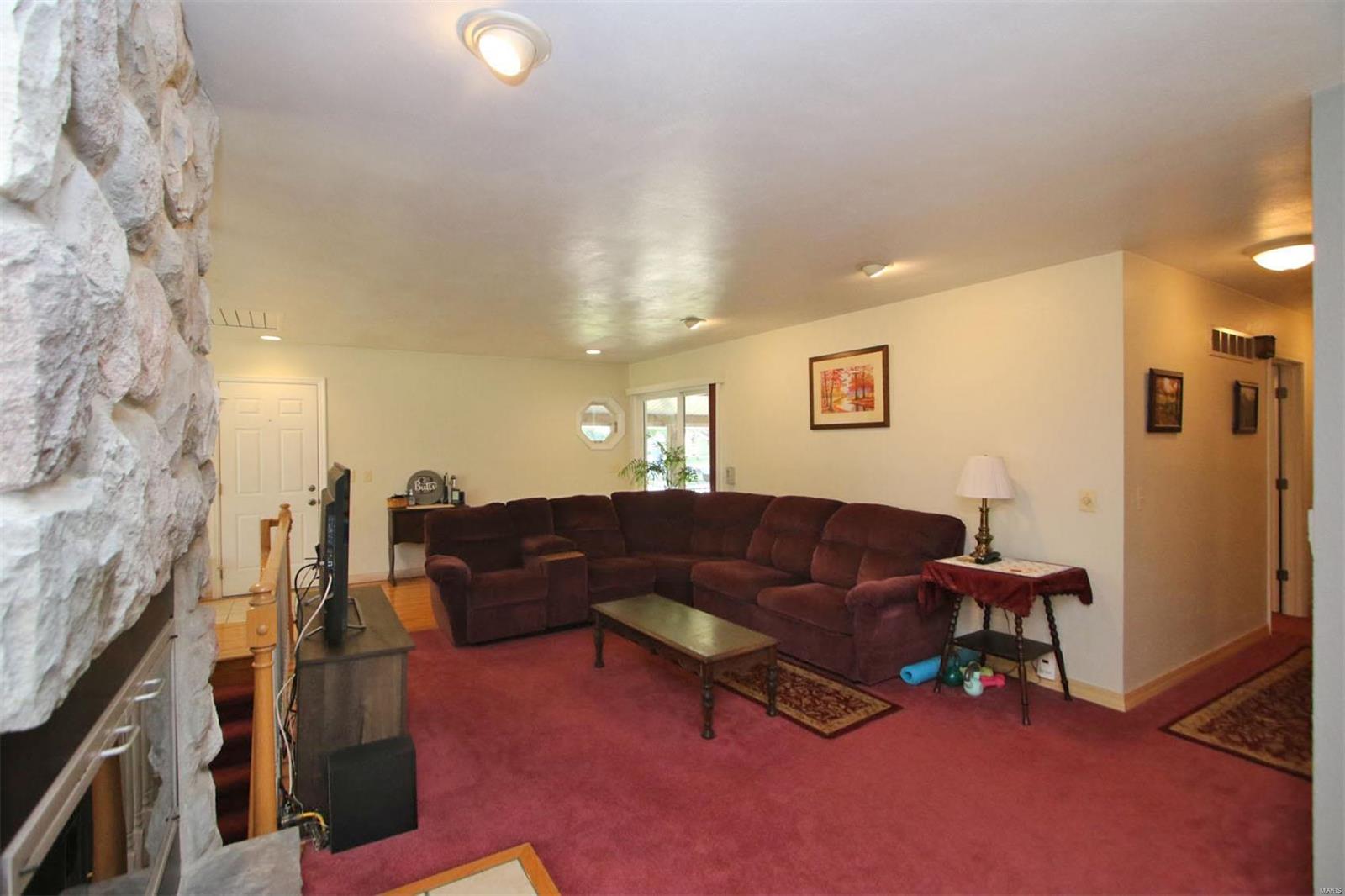 515 Coventry Road Troy, IL 62294 - Photo 9 of 75 Gallery Image 9