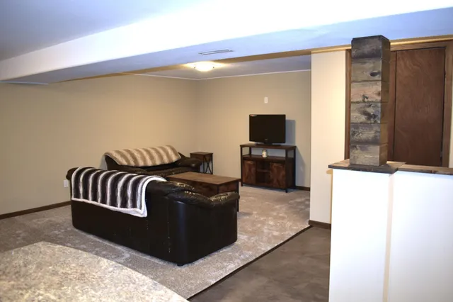 $274,900 | 1235 Mitchell Place, Fergus Falls, MN 56537