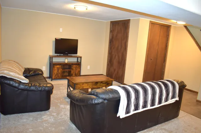 $274,900 | 1235 Mitchell Place, Fergus Falls, MN 56537