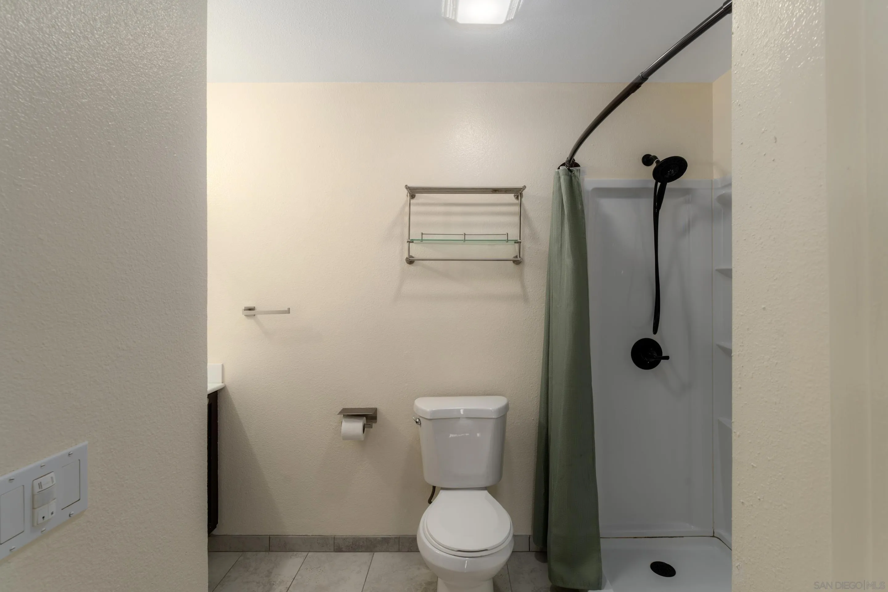2960 Elm Tree Court Spring Valley, CA 91978 - Photo 20 of 28 Gallery Image 20