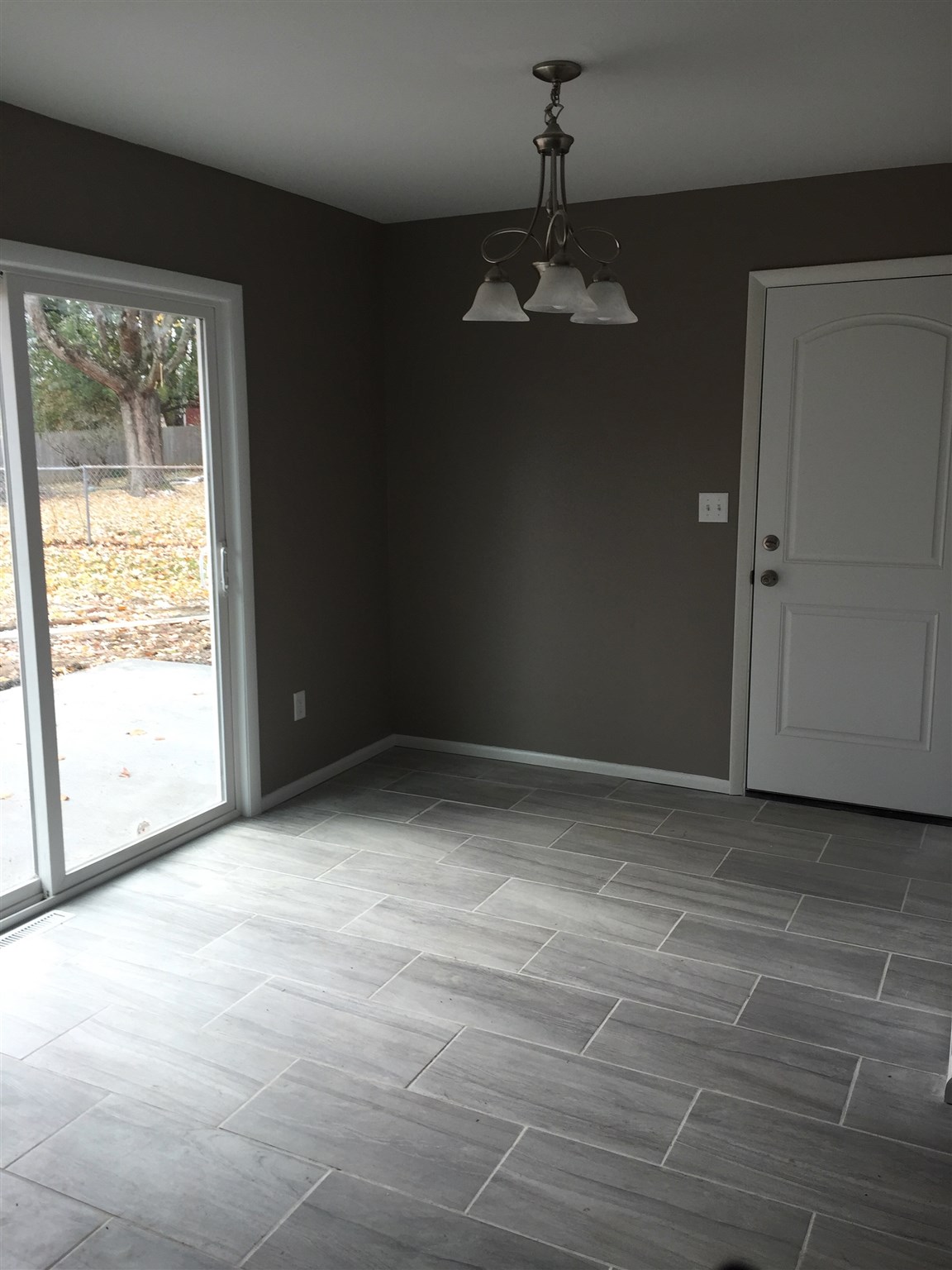 3821 West Tapp Road Bloomington, IN 47403 - Photo 9 of 15 Gallery Image 9
