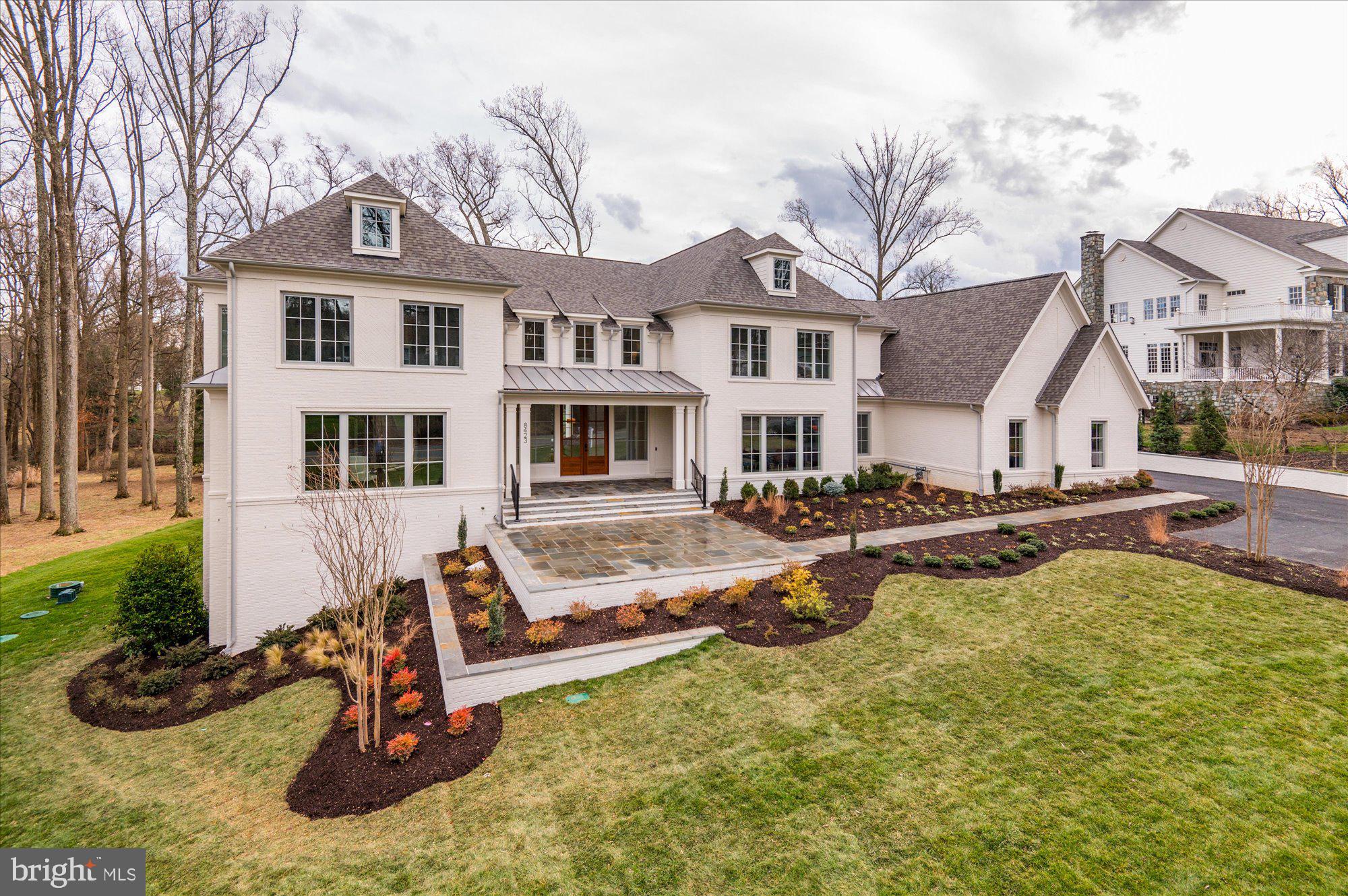 8423 Brook Road McLean, VA 22102 - Photo 2 of 106