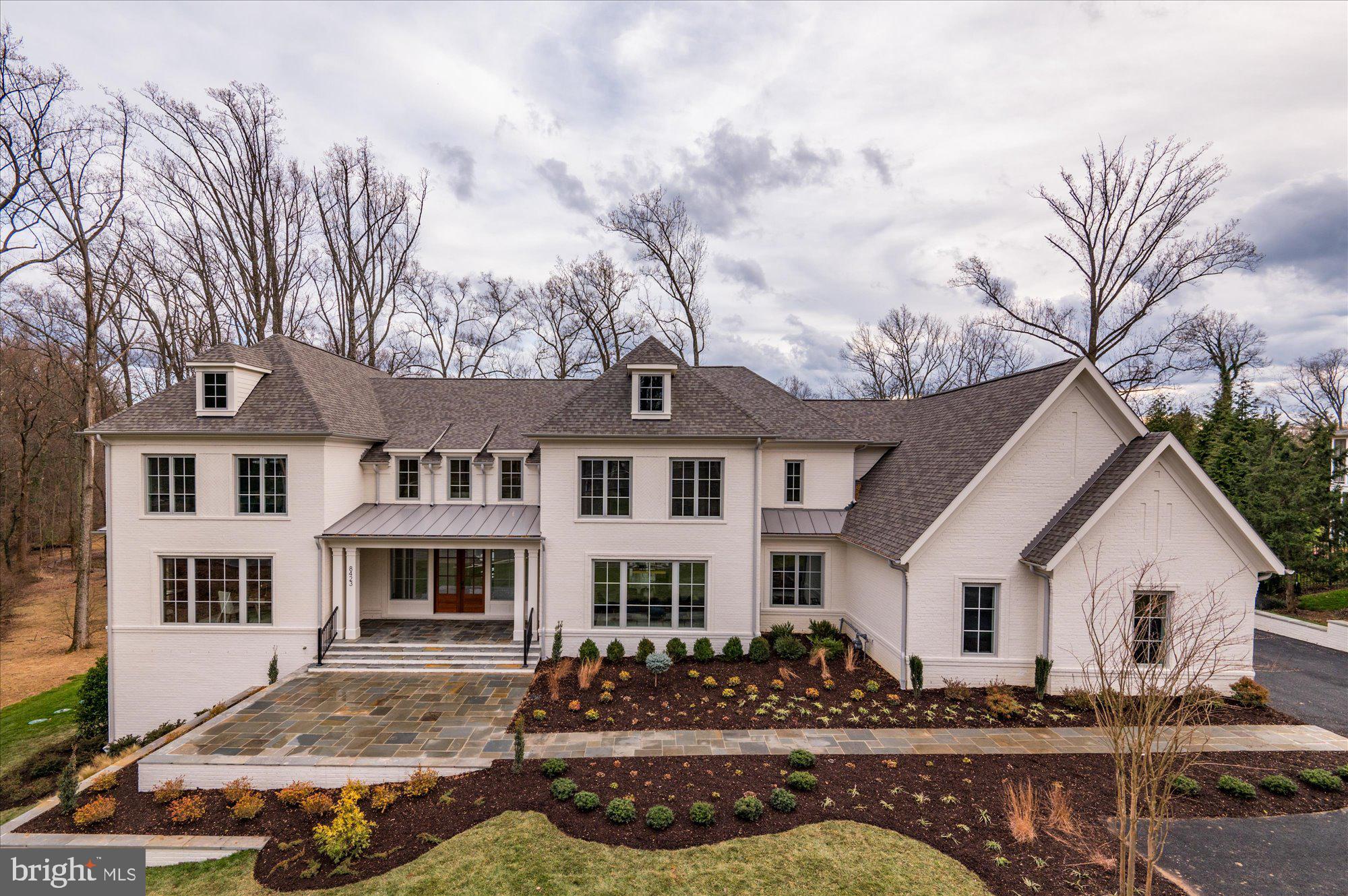 8423 Brook Road McLean, VA 22102 - Photo 3 of 106