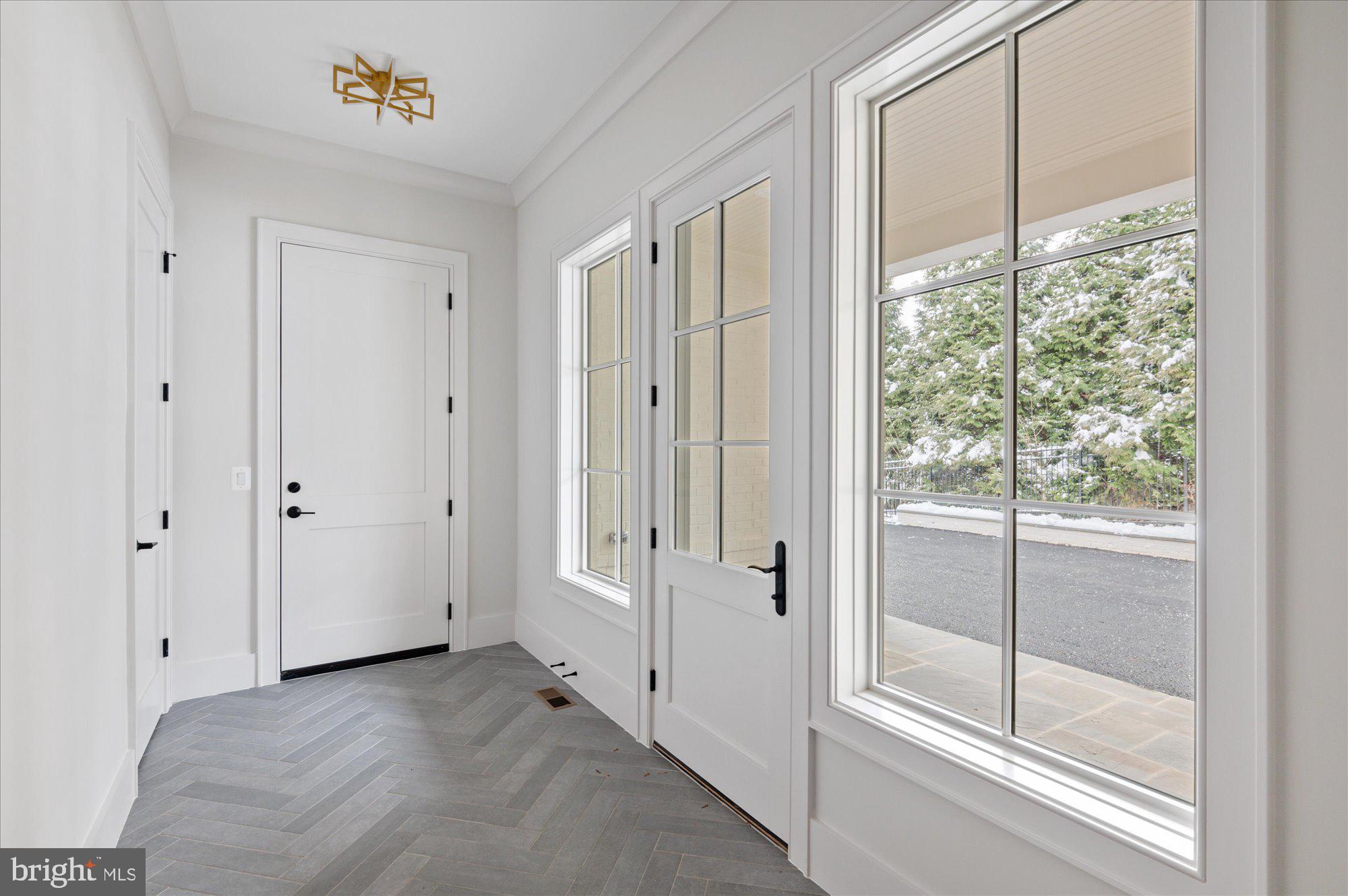 8423 Brook Road McLean, VA 22102 - Photo 39 of 106