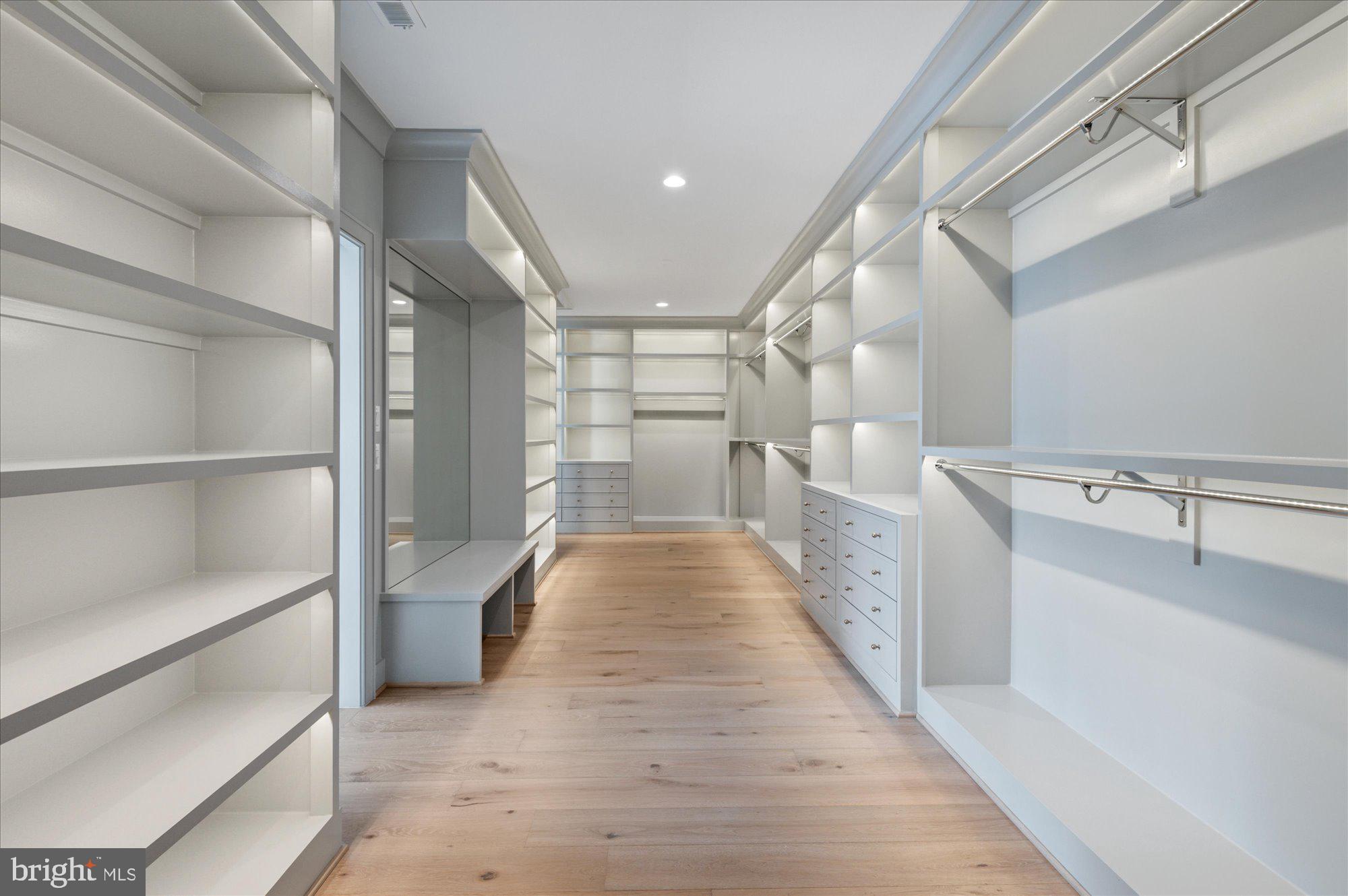 8423 Brook Road McLean, VA 22102 - Photo 62 of 106