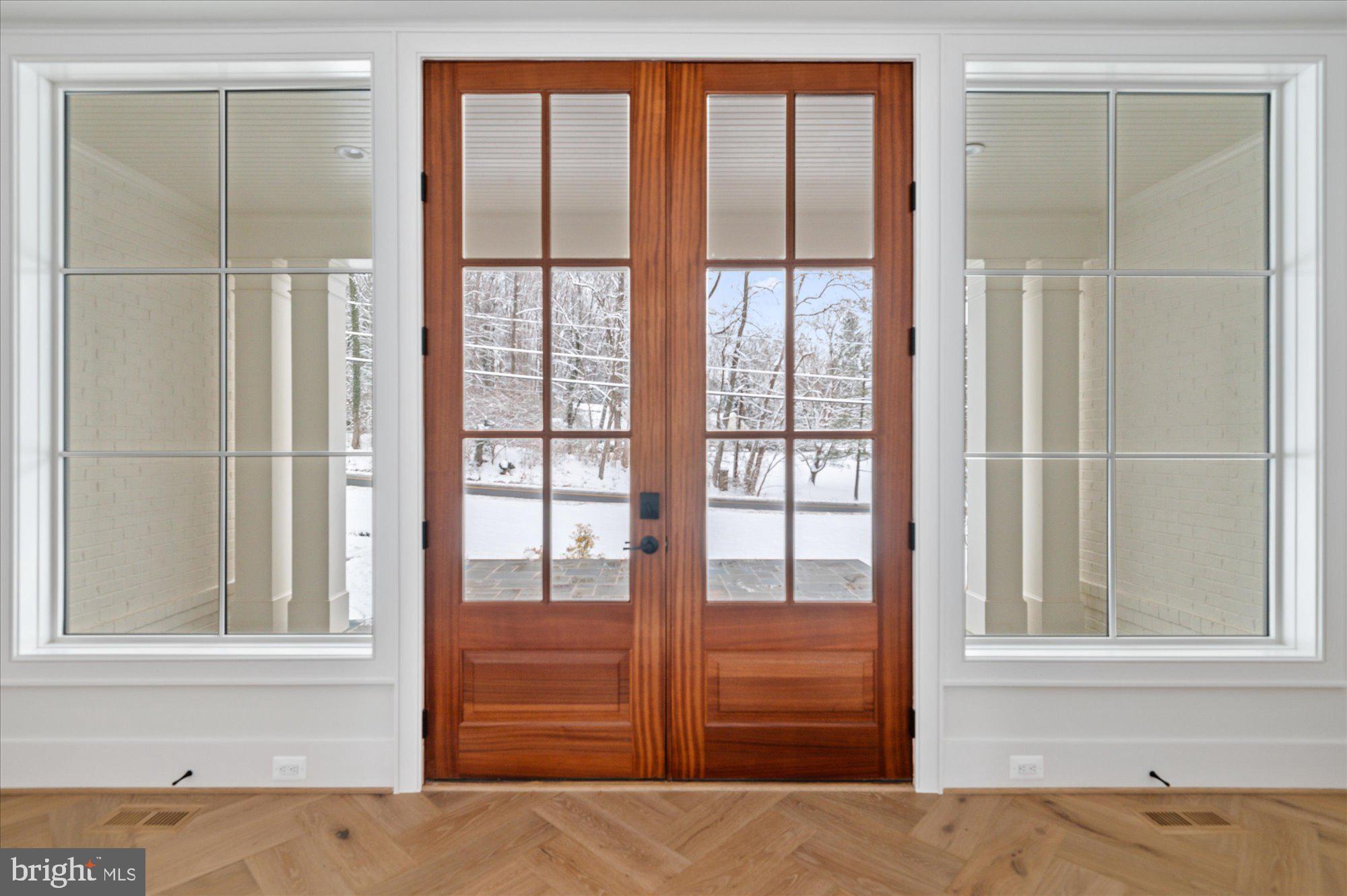 8423 Brook Road McLean, VA 22102 - Photo 7 of 106